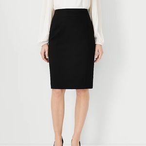 Ann Taylor pencil work skirt